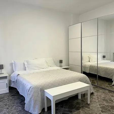 Lb&b Downtown Apartment